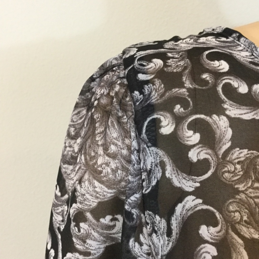 Bobeau Baroque Print Sheer Chiffon Blouse - Picture 3 of 6